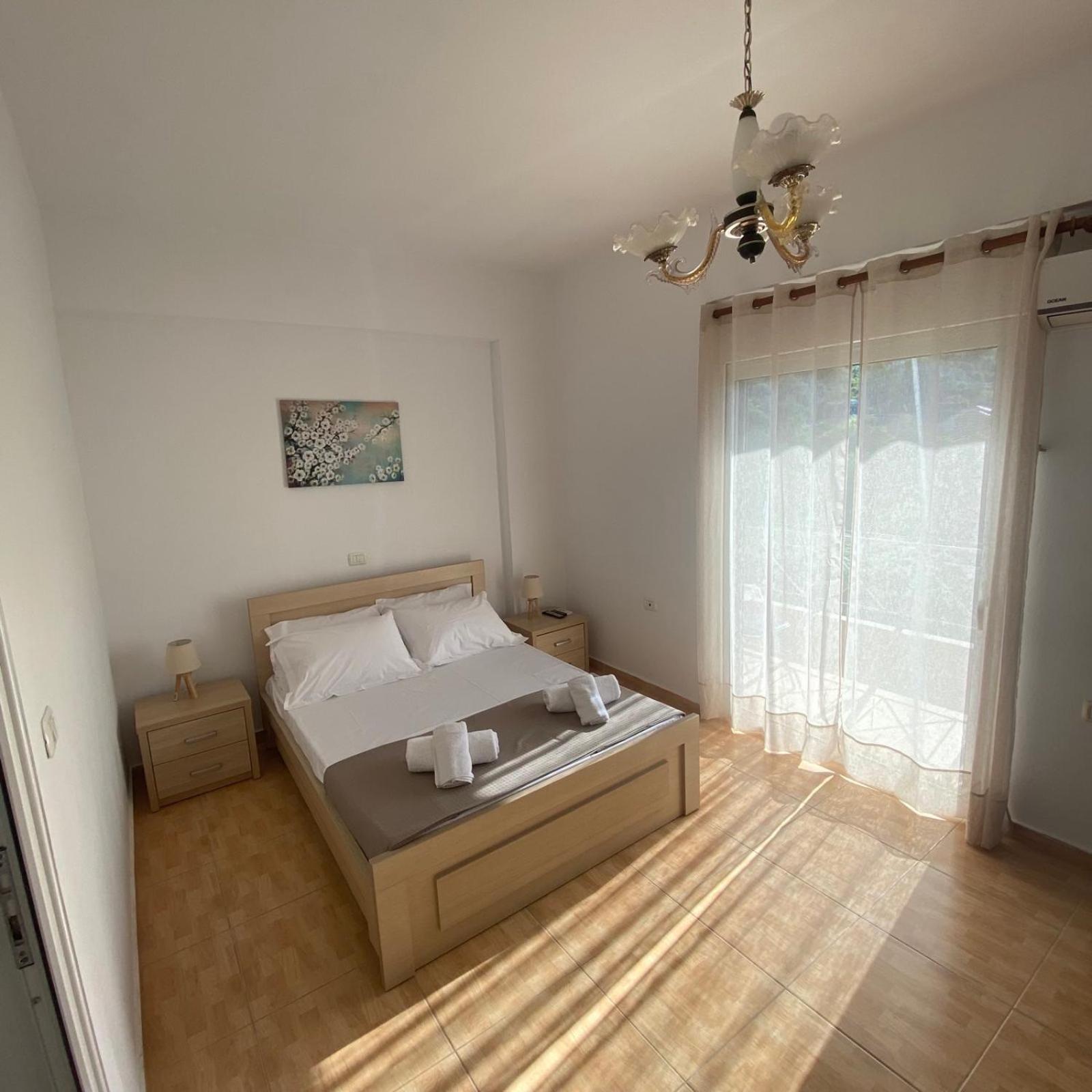 Ilias Family Rooms Himare Exterior photo